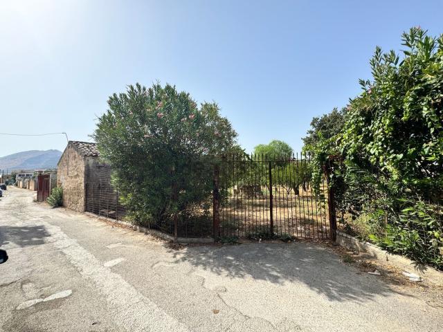 Casa in vendita a VI Circoscrizione, Palermo