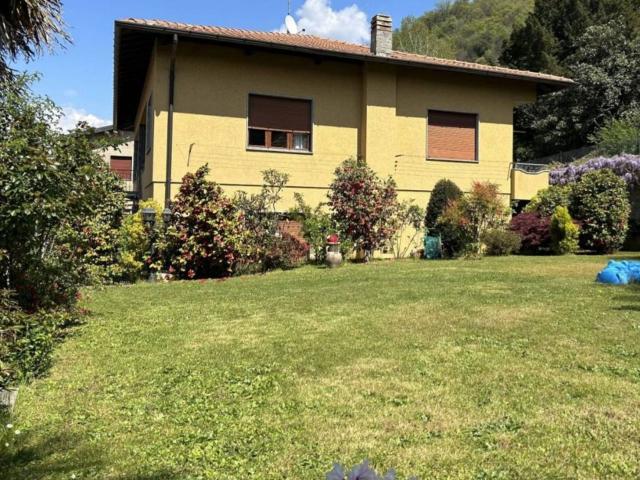 Casa in vendita a Comunità Montana del Piambello, Arcisate