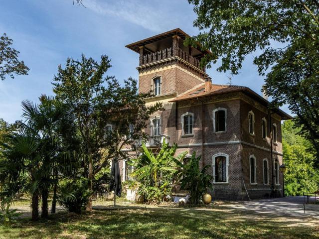 Casa in vendita a Cogliate, Lombardia