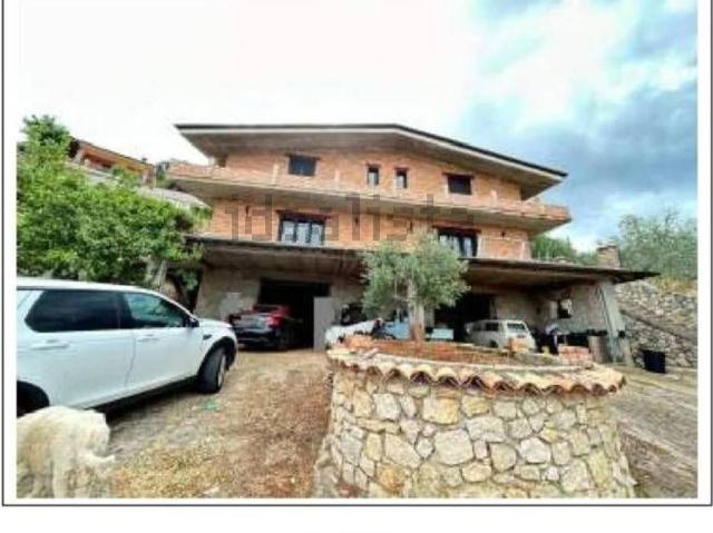 Casa in vendita a Veroli, Lazio