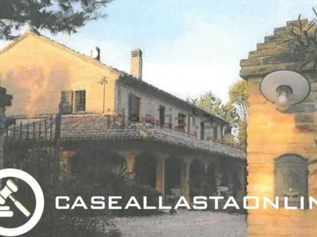 Casa in vendita a Cannelle, Marche