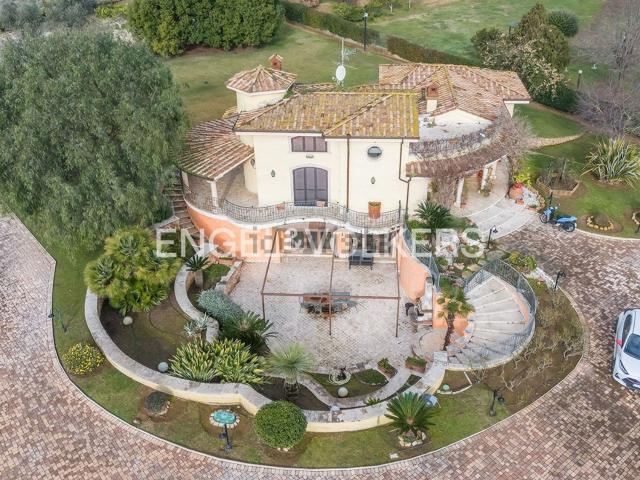 Casa in vendita a Roma Capitale, Lazio