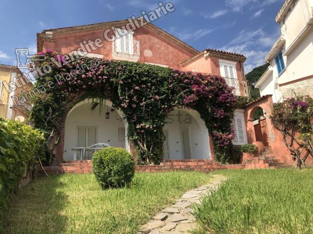 Casa in vendita a Porto di Maratea, Maratea