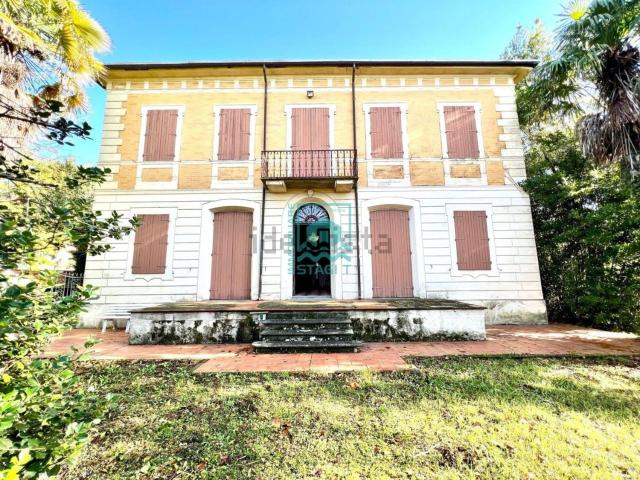 Casa in vendita a Vado, Camaiore