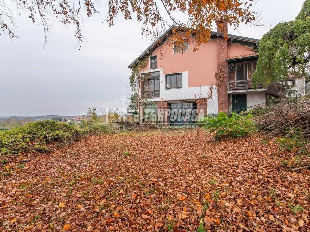 Casa in vendita a Villa, Appiano Gentile