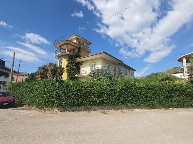 Casa in vendita a Calvi Risorta