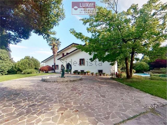 Casa in vendita a Paderno Del Grappa, Veneto