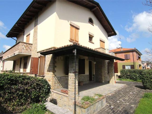 Casa in vendita a Tresinaro - Secchia, Re