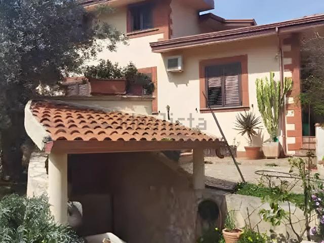 Casa in vendita a Calabria, Cosenza