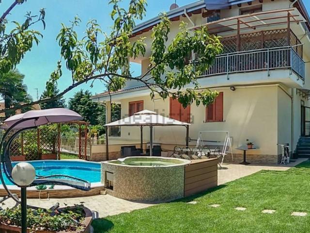 Casa in vendita a Dairago, Lombardia