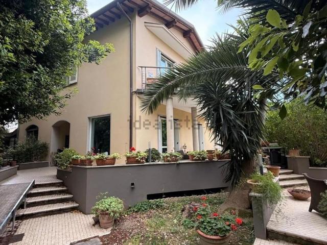 Casa in vendita a Livorno, Toscana