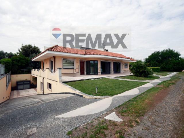 Casa in vendita a Puglia, Bari