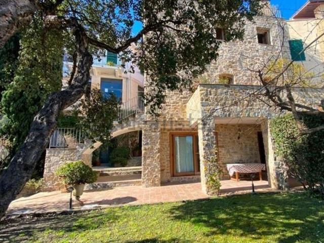 Casa in vendita a San Remo, Liguria