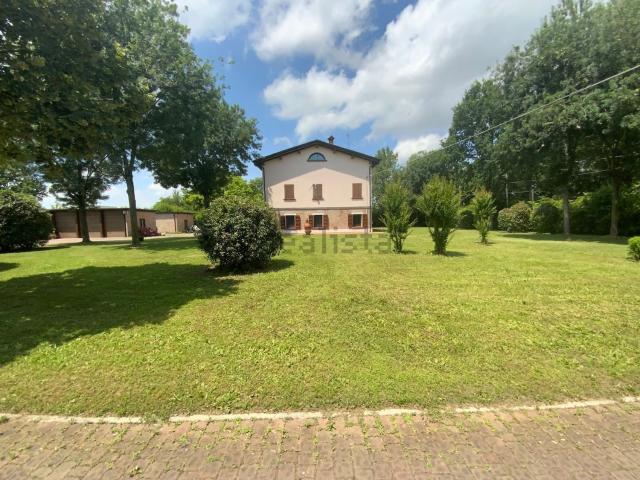 Casa in vendita a Unione delle Terre d'Argine, Carpi