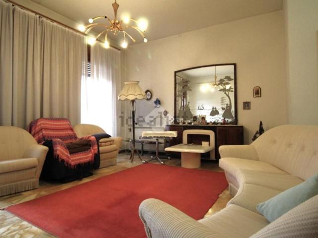 Casa in vendita a Suzzara, Lombardia