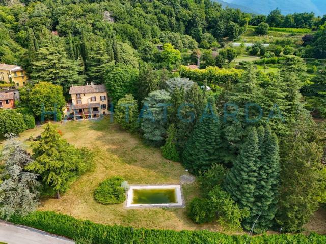 Casa in vendita a Comunità Montana Parco Alto Garda bresciano, Salò