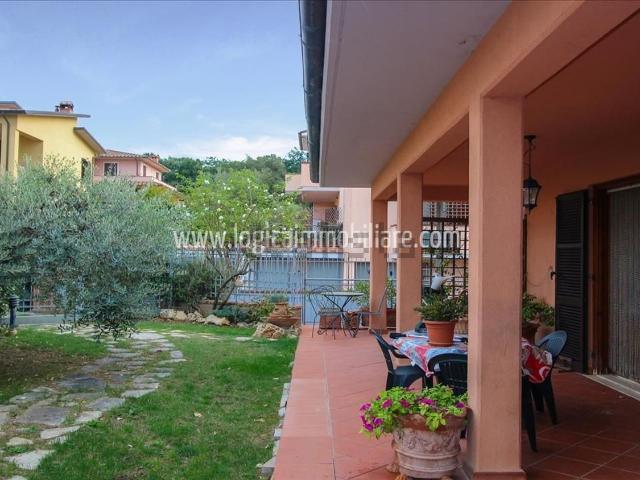 Casa in vendita a Città Della Pieve, Umbria