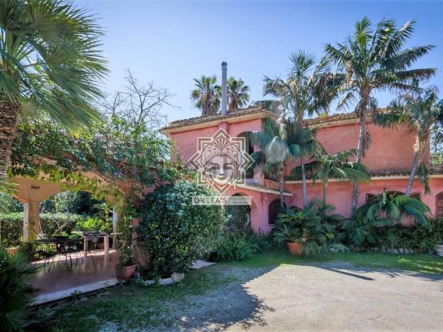 Casa in vendita a Villaggio Elios, Siracusa