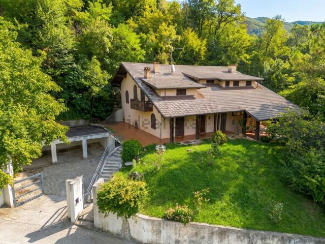Casa in vendita a Solagna, Veneto