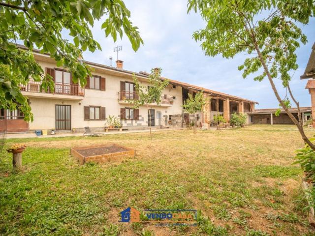 Casa in vendita a Roata Delfino, Caraglio
