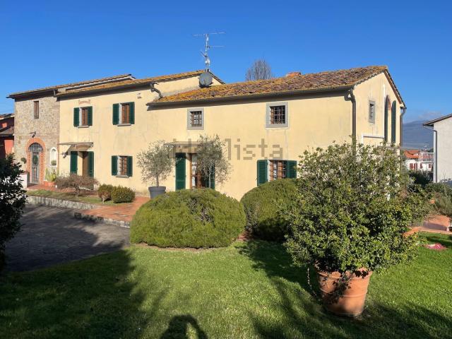 Casa in vendita a Campiglio, Quarrata