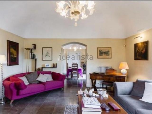 Casa in vendita a Viagrande, Catania