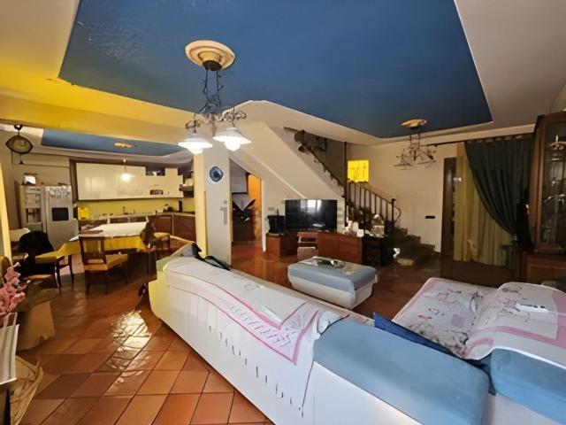 Casa in vendita a Calabria, Cosenza