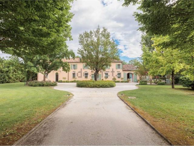 Casa in vendita a Ferrara, Reggio Emilia