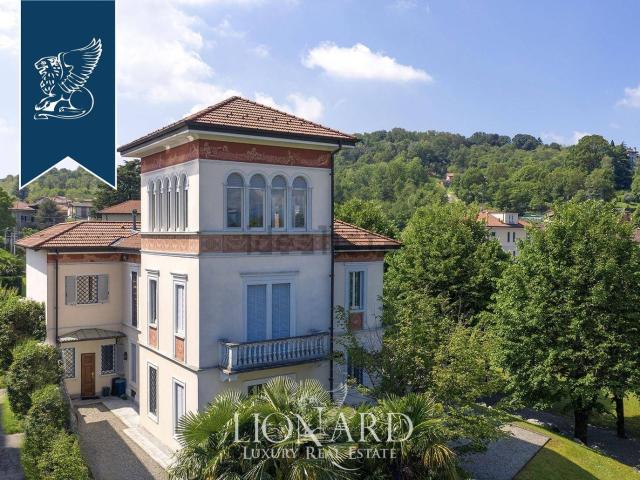 Casa in vendita a Azzate, Lombardia