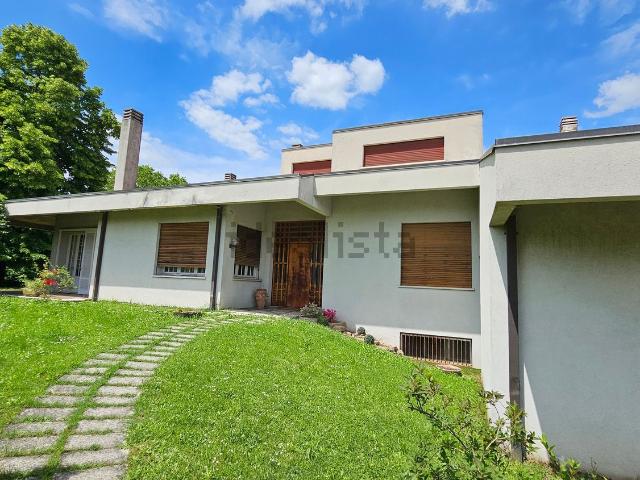 Casa in vendita a Maserada Sul Piave, Veneto