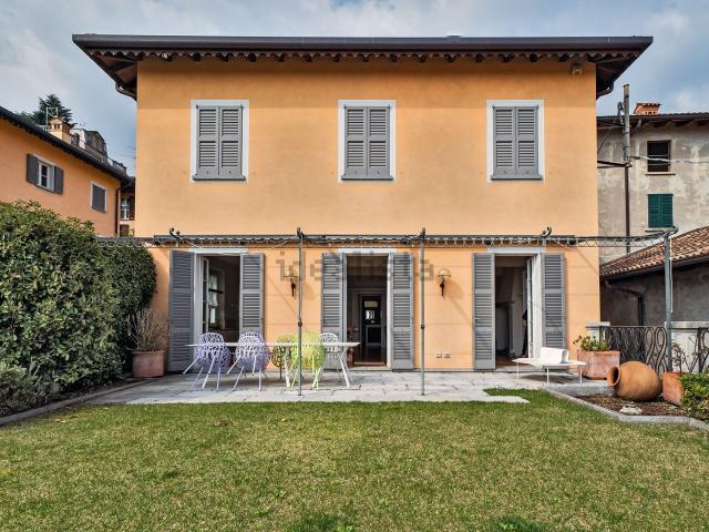 Casa in vendita a San Giuliano, Como