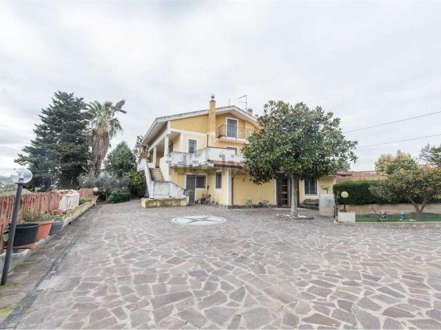Casa in vendita a Montesilvano, Abruzzo