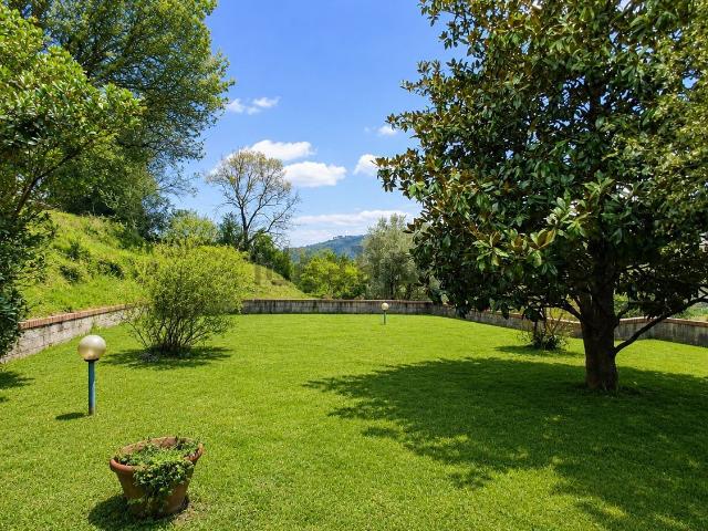 Casa in vendita a Lastra A Signa, Toscana