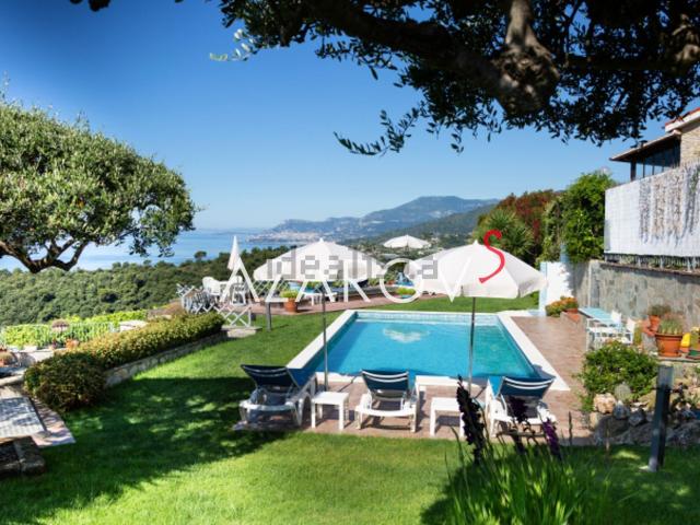 Casa in vendita a Bordighera, Liguria