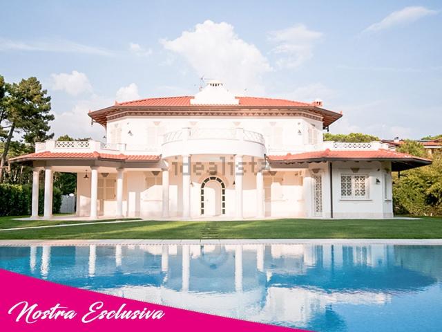 Casa in vendita a Montignoso, Toscana