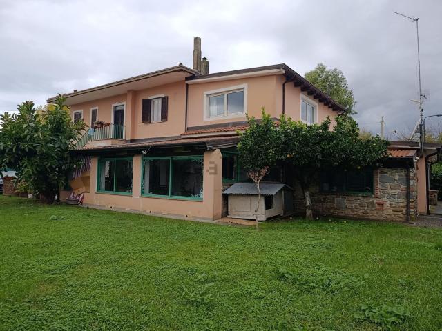 Casa in vendita a Castelnuovo Cilento, Campania