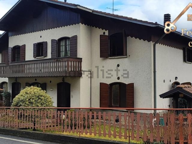 Casa in vendita a Capizzone, Lombardia