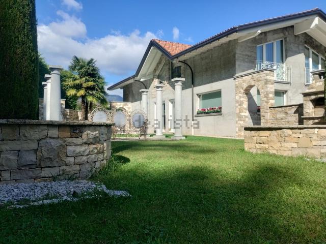Casa in vendita a Comunità Montana del Piambello, Bisuschio