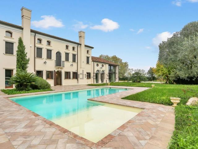 Casa in vendita a Arquà Polesine, Veneto