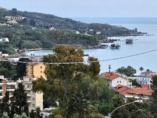 Casa in vendita a Montevecchio, Vasto