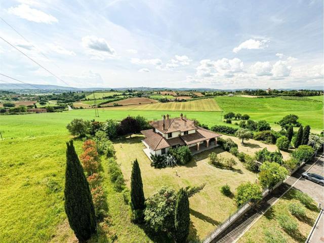 Casa in vendita a Foiano Della Chiana, Toscana