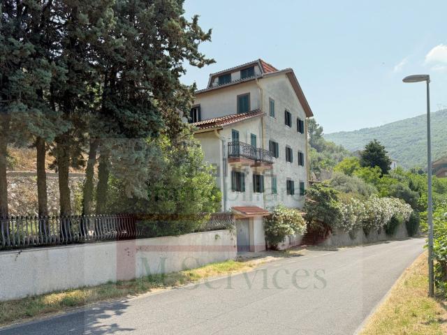 Casa in vendita a Castro dei Volsci, Frosinone