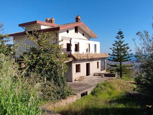 Casa in vendita a Formia, Lazio