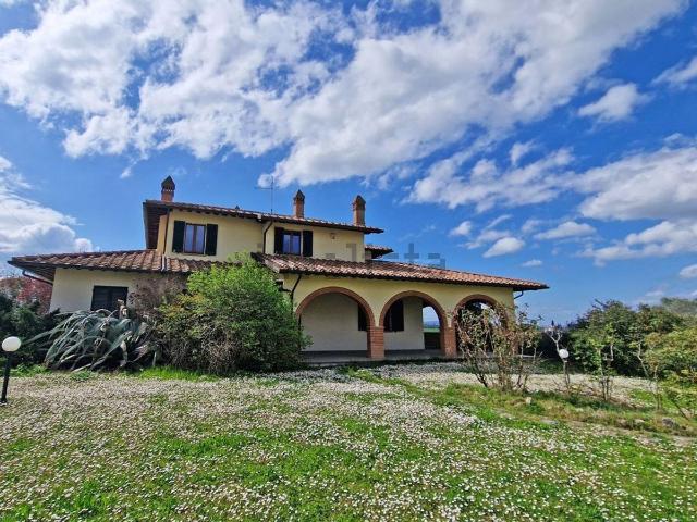 Casa in vendita a Foiano Della Chiana, Toscana