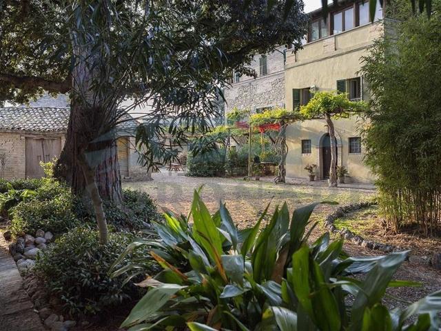 Casa in vendita a Marche, Fermo