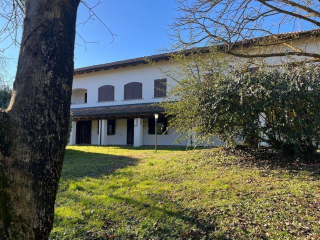 Casa in vendita a Piemonte, Asti