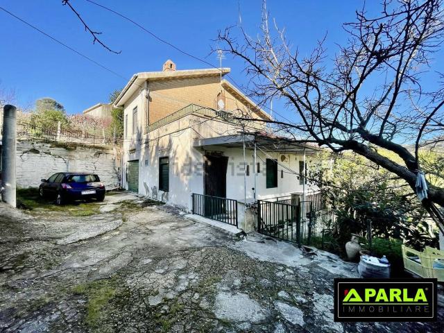 Casa in vendita a Quartiere Oltreponte, Canicattì E Borgalino