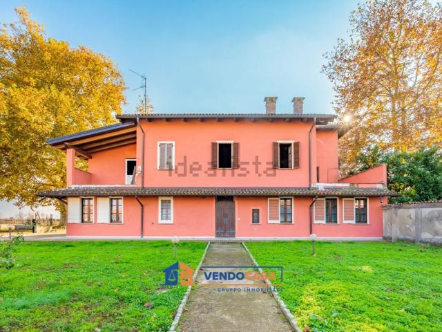 Casa in vendita a Piemonte, Vercelli