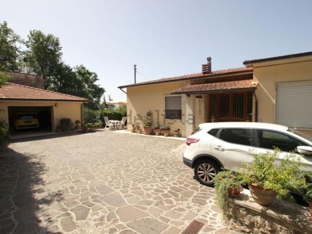 Casa in vendita a Serre di Rapolano, Rapolano Terme