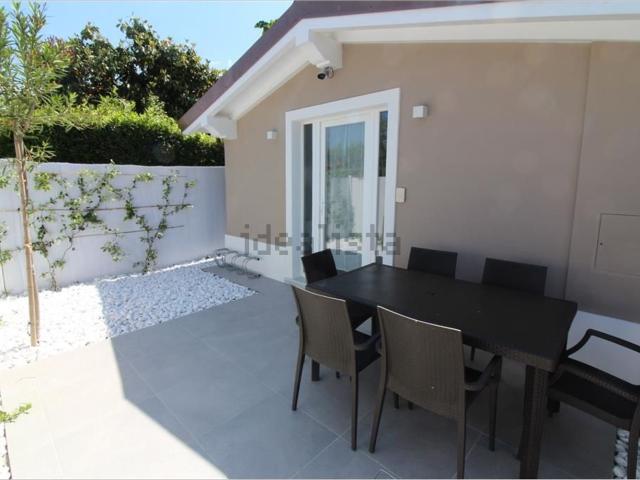 Casa in vendita a Roma Imperiale, Forte Dei Marmi